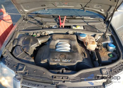 2005 Volkswagen Passat Glx z USA, uszkodzony, nr VIN WVWRU63B95E043953